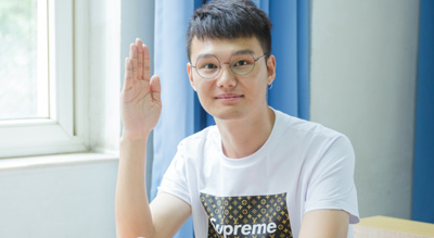 在校学生